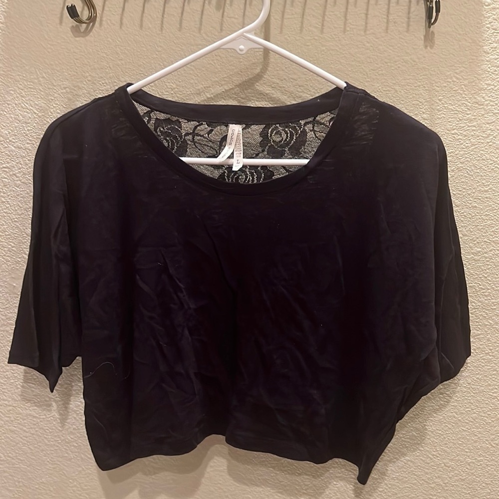 Cute Large Black Crop Shirt